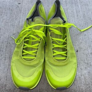 Arc'teryx Men's Neon Lime Athletic Running Shoes
